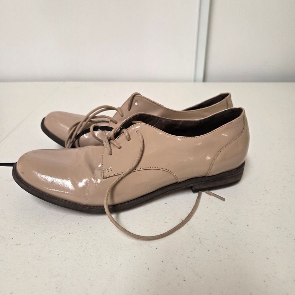 Halogen Hayley Nude Patent Leather Oxfords Shoes Womens 8M Lace Up Low Heel